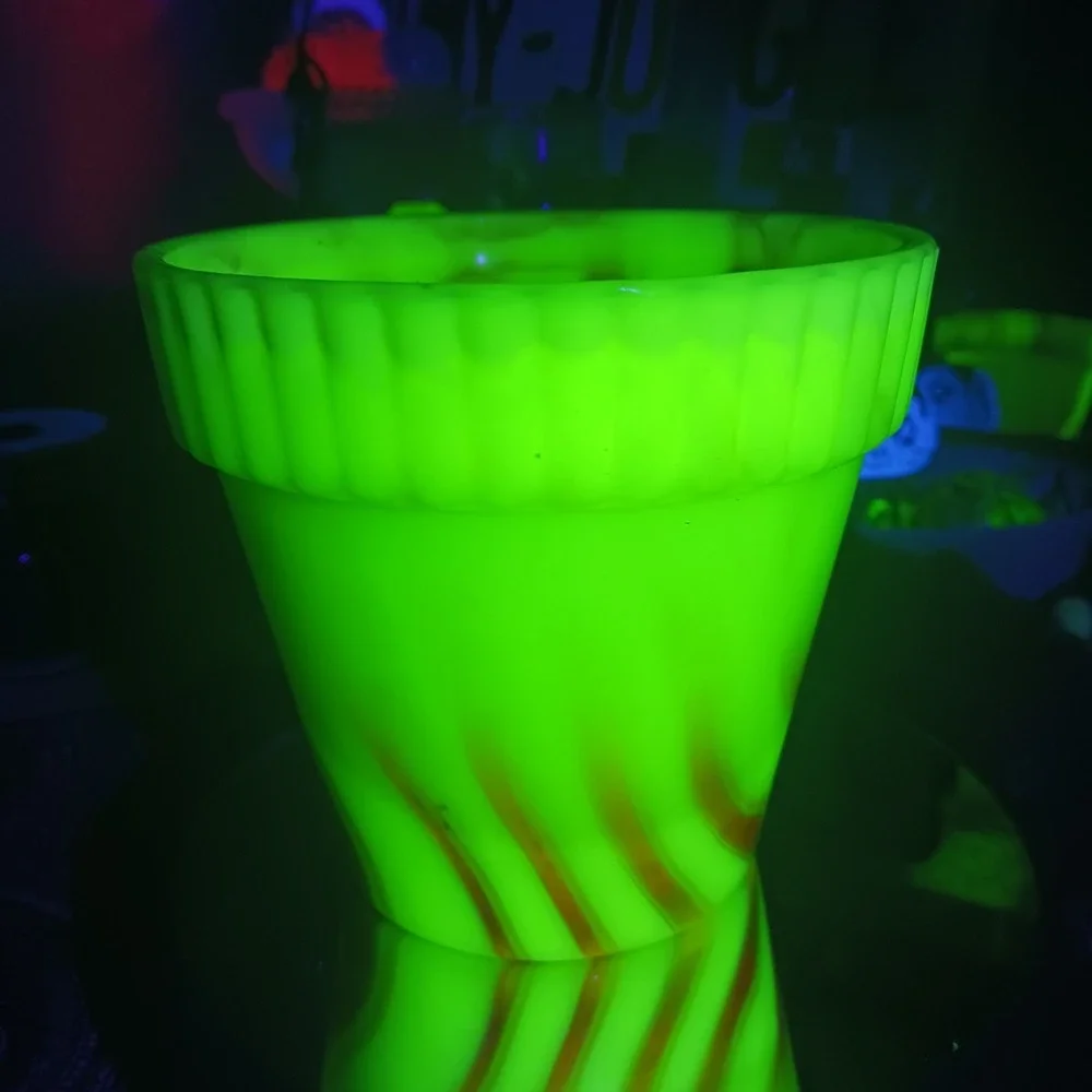 Akro Agate | Large Flower Pot | Uranium Slag Glass 294 Planter 4 inches UV Glows